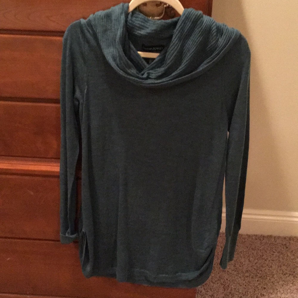 turtle neck sweater